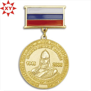 Liberar la medalla barata del metal del oro de la insignia del diseño con la cinta